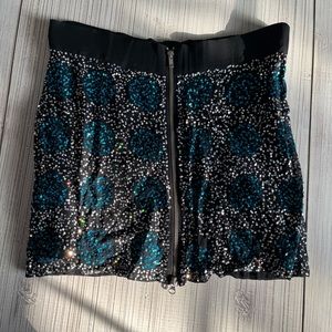 OASIS ALLOVER SILVER, BLUE AND BLACK SEQUIN MINI SKIRT WITH ZIP BACK - SIZE 10